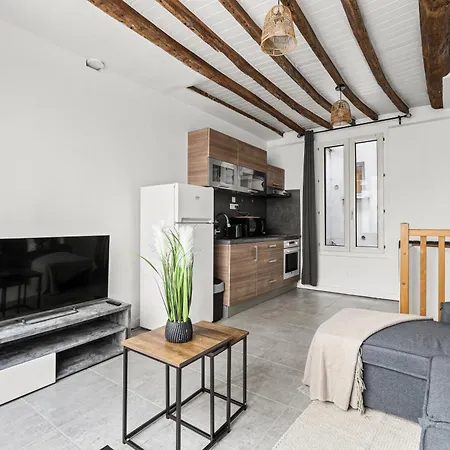 Appartamento Parisian Nest I Stone Walls & Authentic Charm