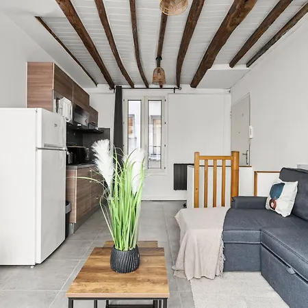 Appartamento Parisian Nest I Stone Walls & Authentic Charm