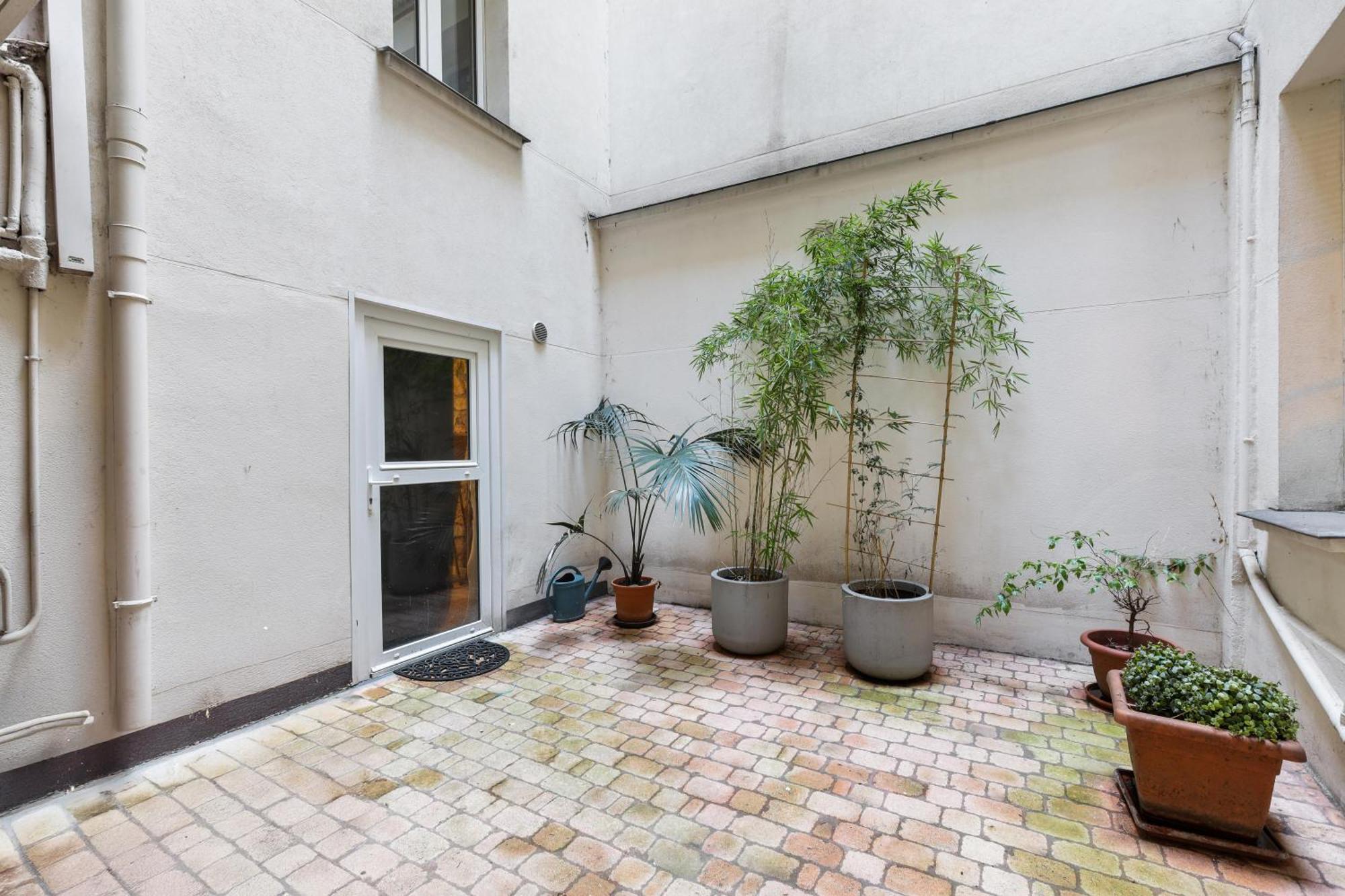 Parisian Nest I Stone Walls & Authentic Charm Appartamento Parigi